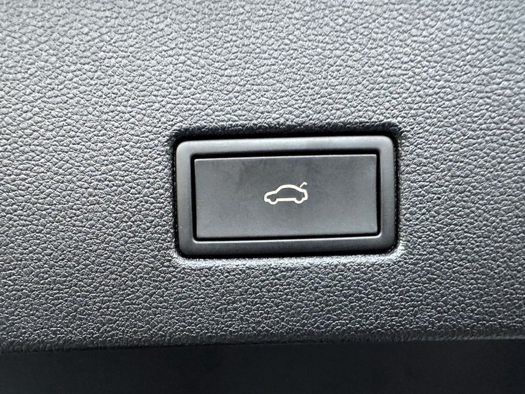 Used Volkswagen T-Roc 2021 for sale - 76798070: Photo 36