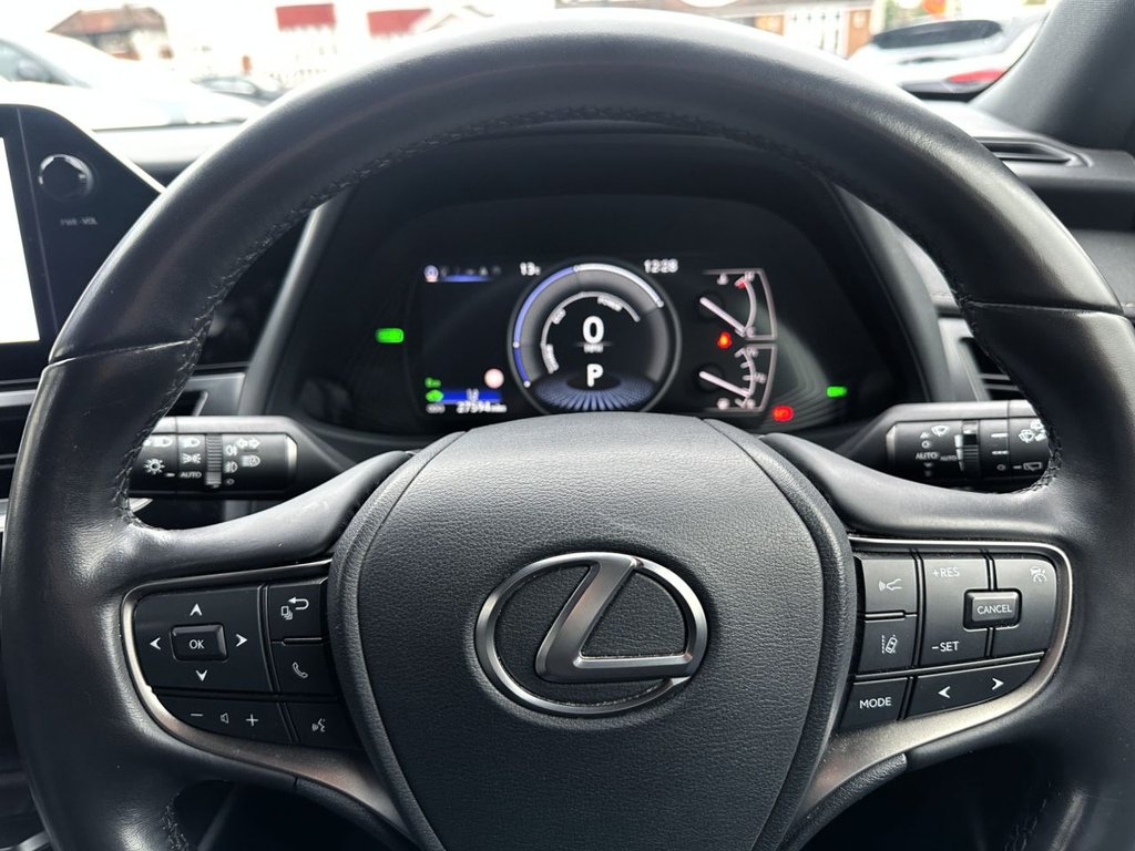 Used Lexus UX 2023 for sale - 76280239: Photo 14