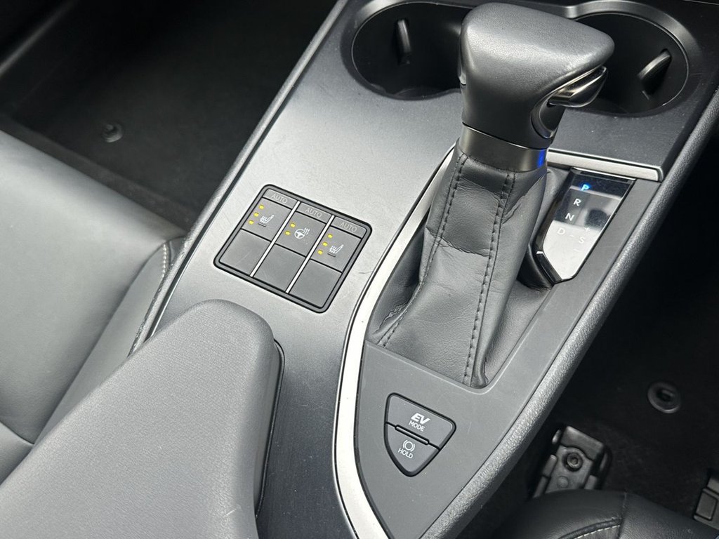 Used Lexus UX 2023 for sale - 76280239: Photo 21