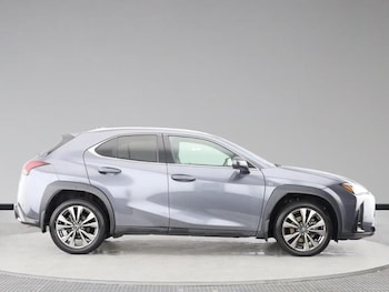 Used Lexus UX 2023 for sale - 76280239: Photo 3