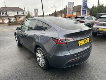 Used Tesla Model Y 2023 for sale - 77342016: Photo