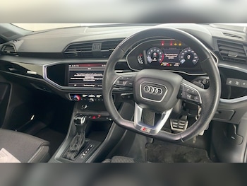 Used Audi Q3 2021 for sale - 75347094: Photo