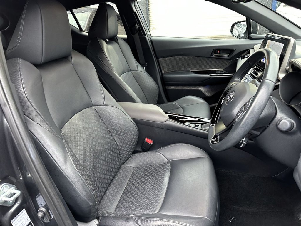 Used Toyota C-HR 2022 for sale - 76848147: Photo 11