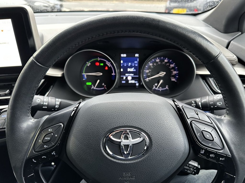 Used Toyota C-HR 2022 for sale - 76848147: Photo 16