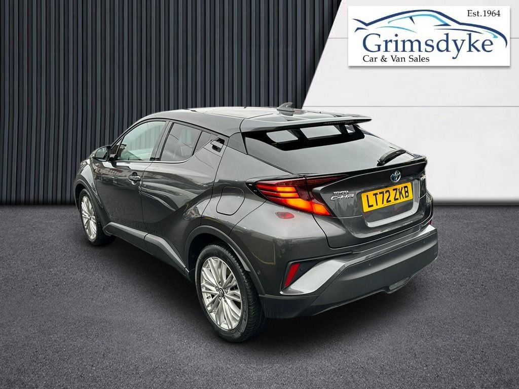 Used Toyota C-HR 2022 for sale - 76848147: Photo 2