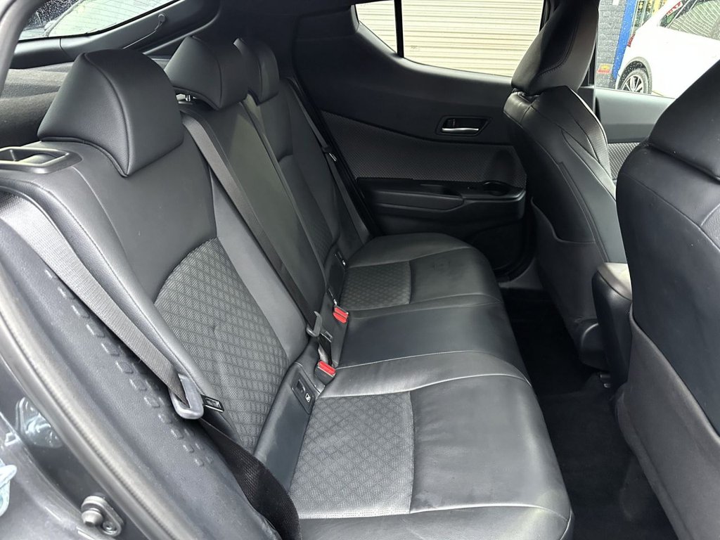 Used Toyota C-HR 2022 for sale - 76848147: Photo 28