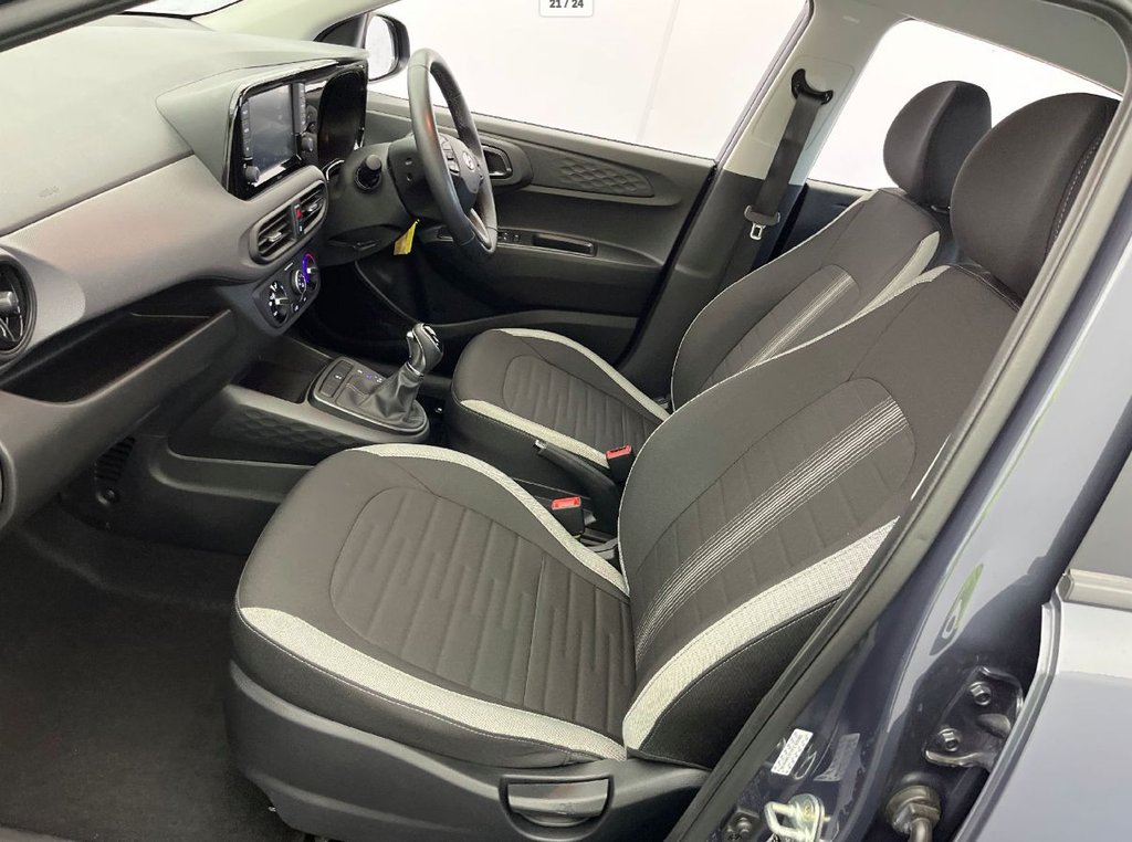 Used Hyundai i10 2023 for sale - 77369582: Photo 5