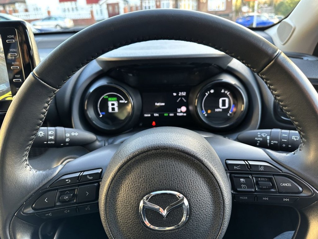 Used Mazda Mazda2 HYBRID 2023 for sale - 76901072: Photo 17