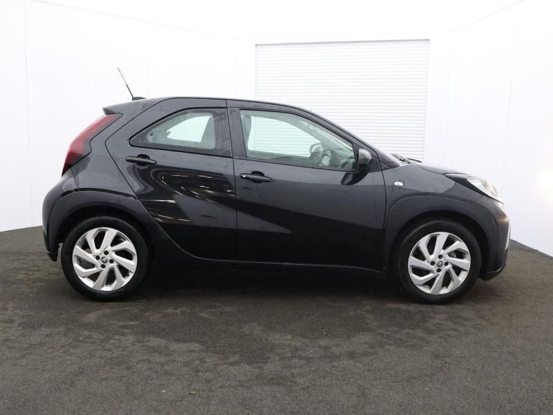 Used Toyota Aygo X 2023 for sale - 76934537: Photo 2