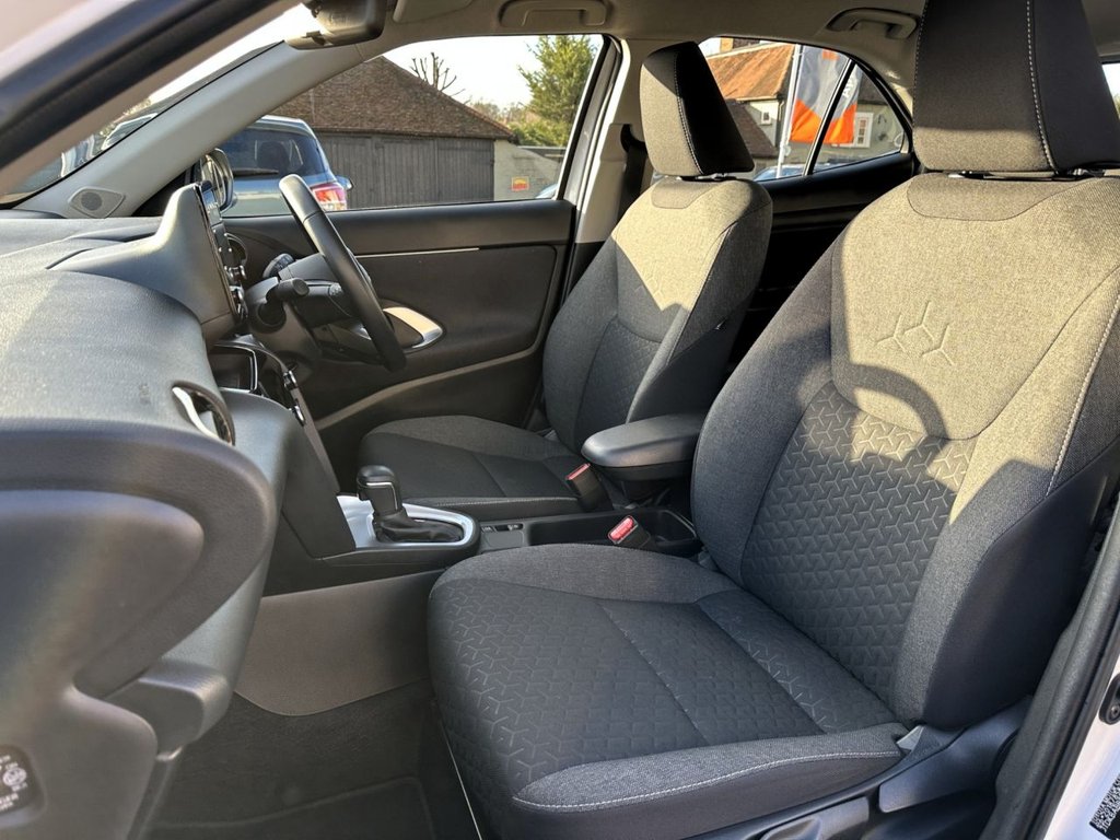 Used Toyota Yaris Cross 2023 for sale - 76923827: Photo 25