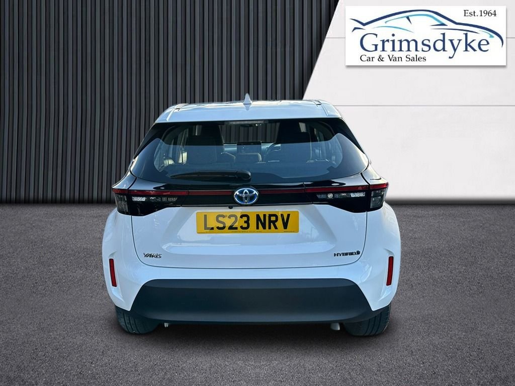 Used Toyota Yaris Cross 2023 for sale - 76923827: Photo 8