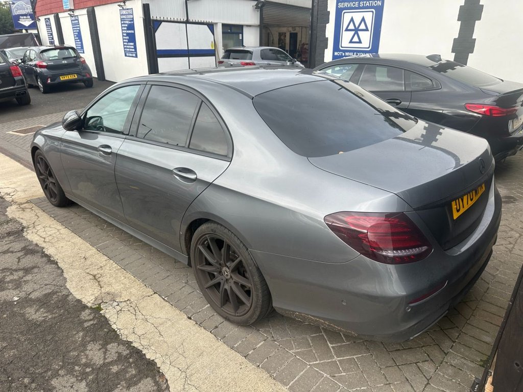 Used Mercedes-Benz E Class 2020 for sale - 76376043: Photo 2