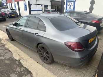 Used Mercedes-Benz E Class 2020 for sale - 76376043: Photo