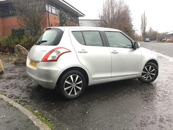 Used Suzuki Swift 2015 for sale - 76975541: Photo