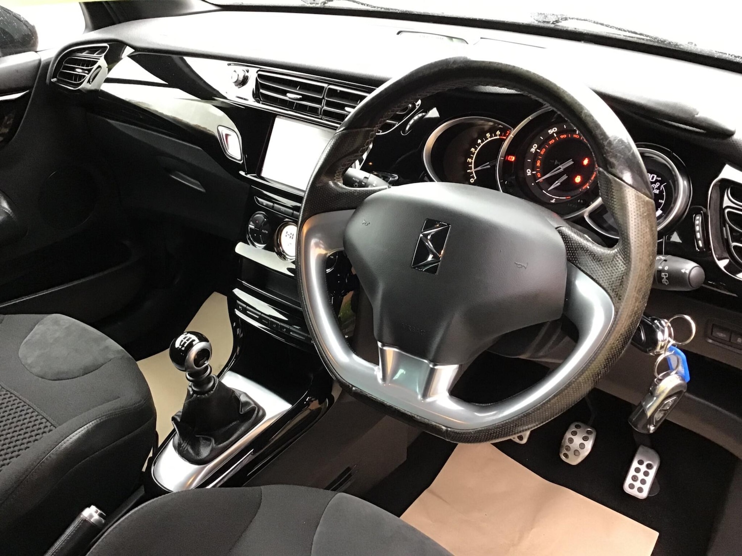 Used DS Automobiles DS 3 2016 for sale - 76389170: Photo 3