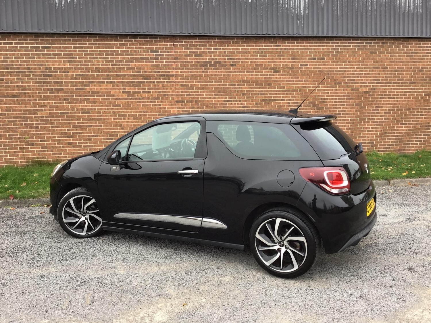 Used DS Automobiles DS 3 2016 for sale - 76389170: Photo 5