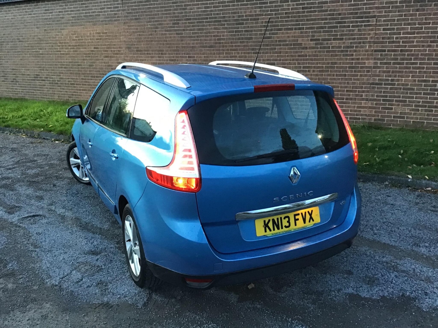 Used Renault Grand Scenic 2013 for sale - 76388774: Photo 18