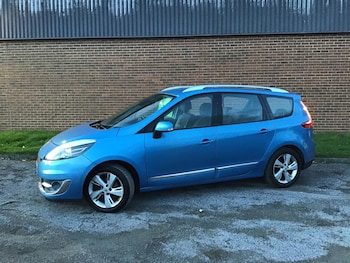 Used Renault Grand Scenic 2013 for sale - 76388774: Photo
