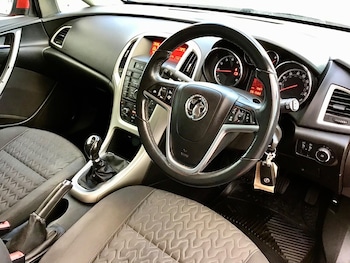Used Vauxhall Astra 2013 for sale - 75539906: Photo