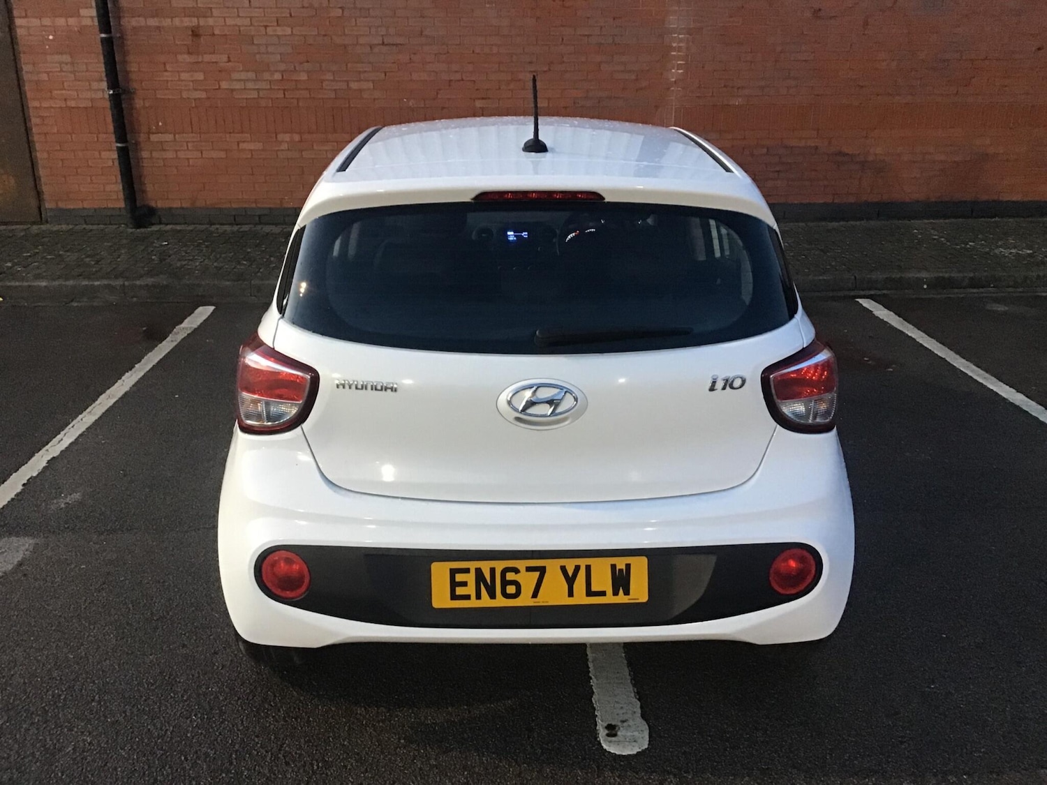 Used Hyundai i10 2018 for sale - 76865838: Photo 18