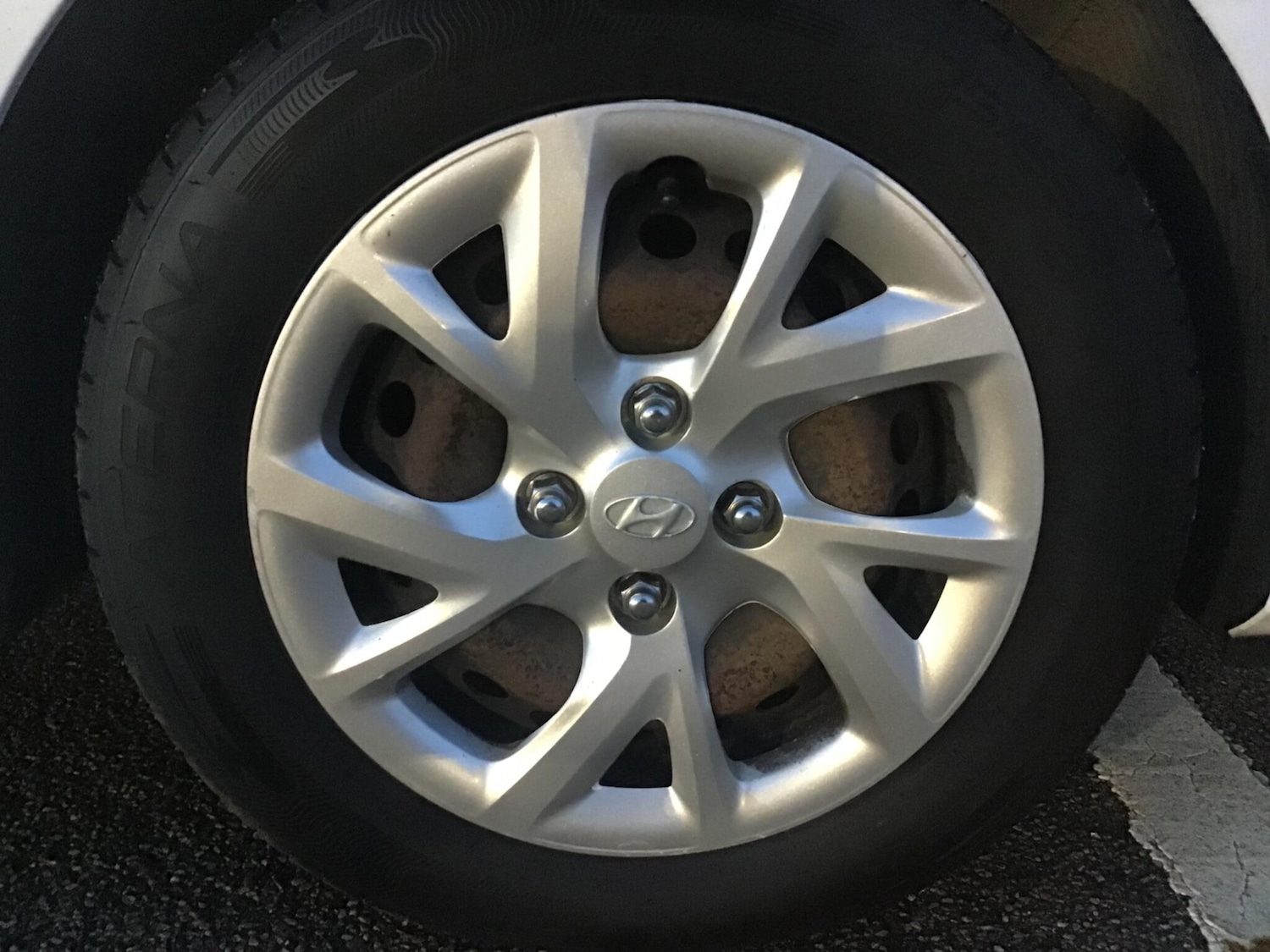 Used Hyundai i10 2018 for sale - 76865838: Photo 25