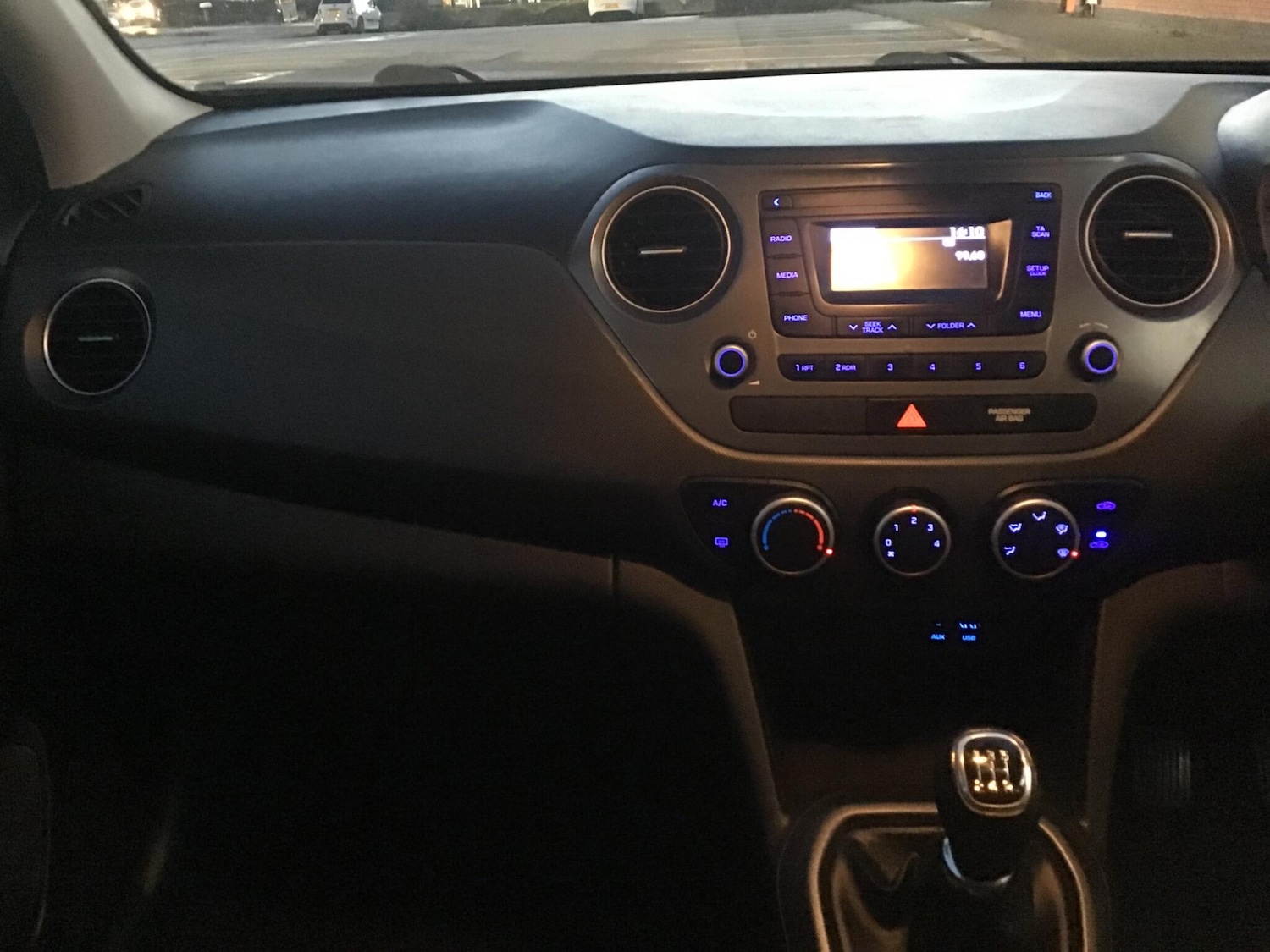 Used Hyundai i10 2018 for sale - 76865838: Photo 45