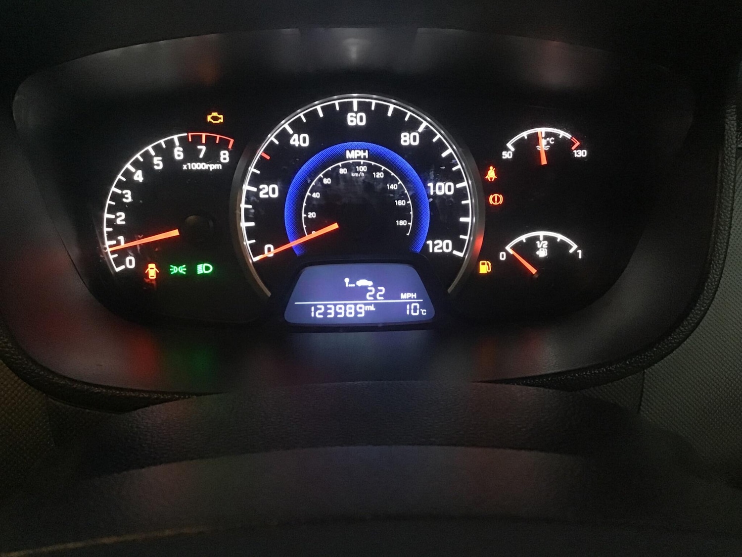 Used Hyundai i10 2018 for sale - 76865838: Photo 46