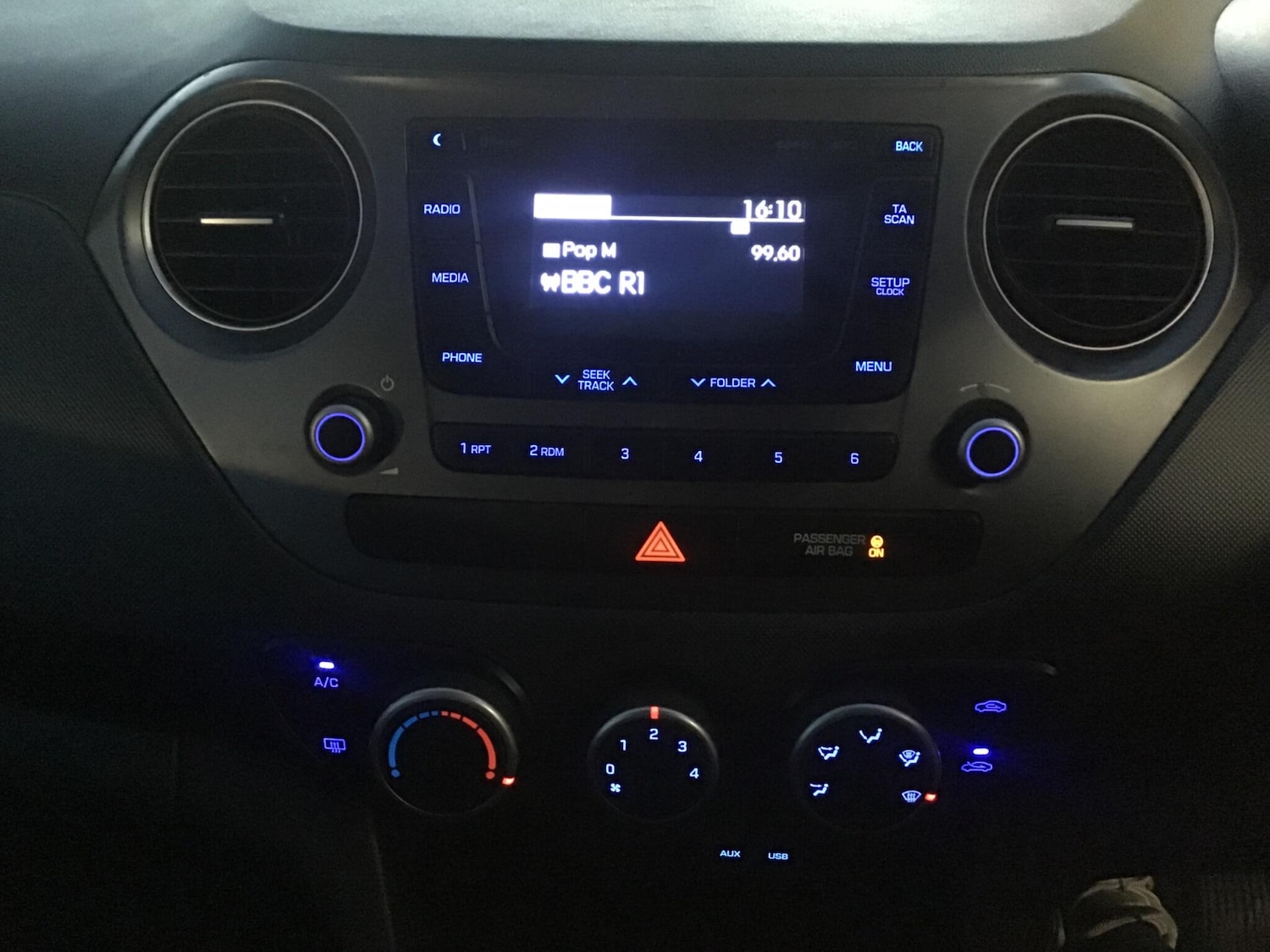 Used Hyundai i10 2018 for sale - 76865838: Photo 47