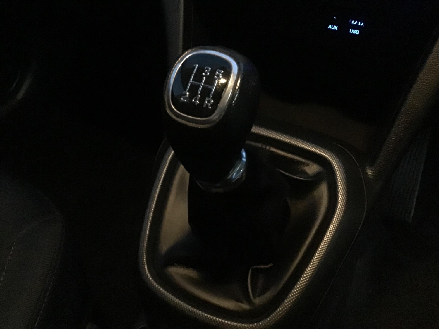 Used Hyundai i10 2018 for sale - 76865838: Photo 51