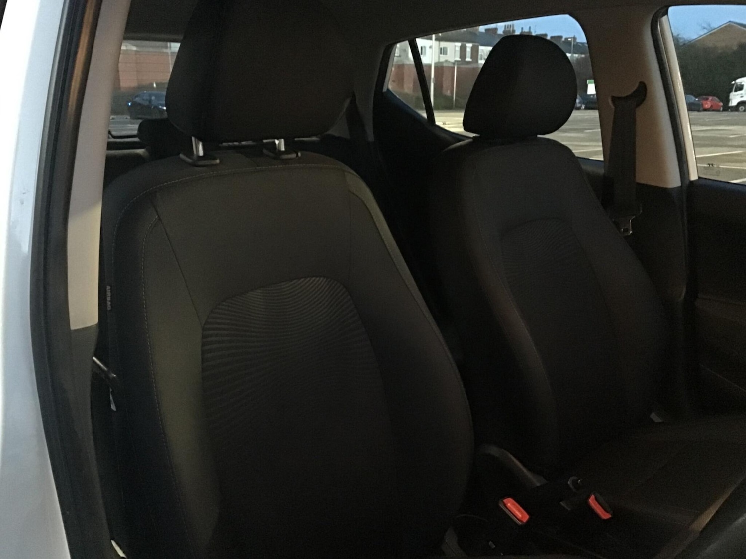 Used Hyundai i10 2018 for sale - 76865838: Photo 54