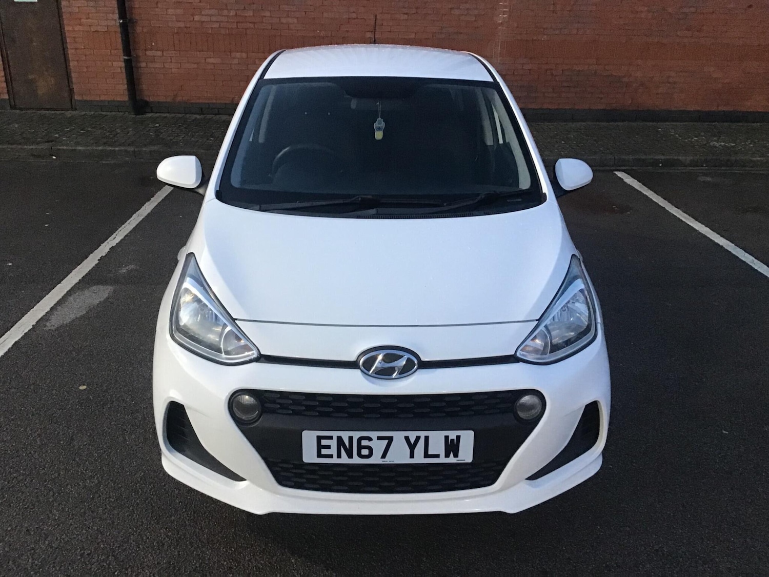 Used Hyundai i10 2018 for sale - 76865838: Photo 9