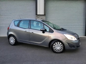 2011 (11) - 1.7 CDTi Exclusiv Euro 5 5dr