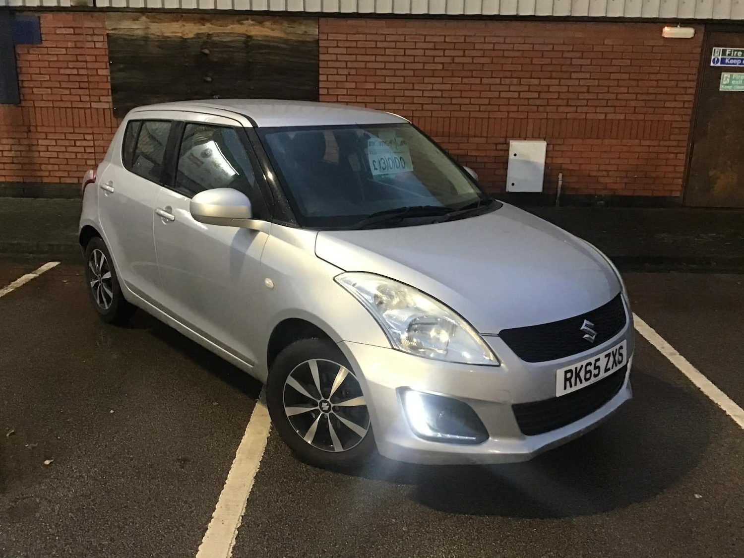 Used Suzuki Swift 2015 for sale - 76936100: Photo 12