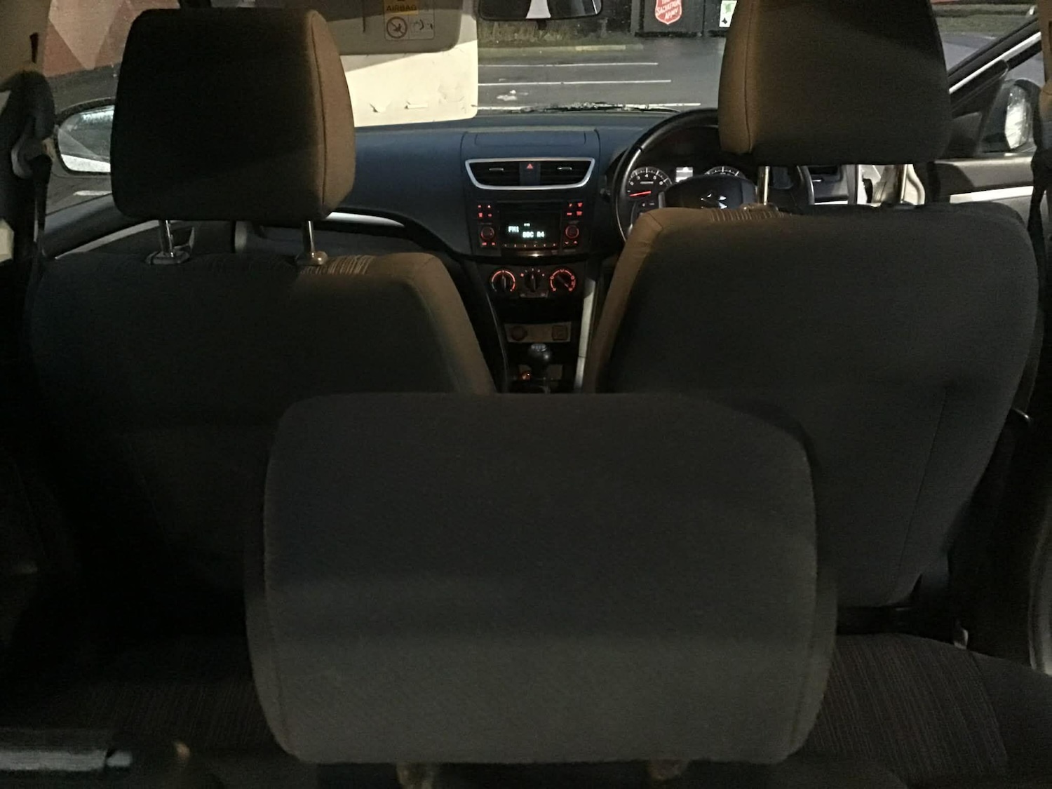 Used Suzuki Swift 2015 for sale - 76936100: Photo 29