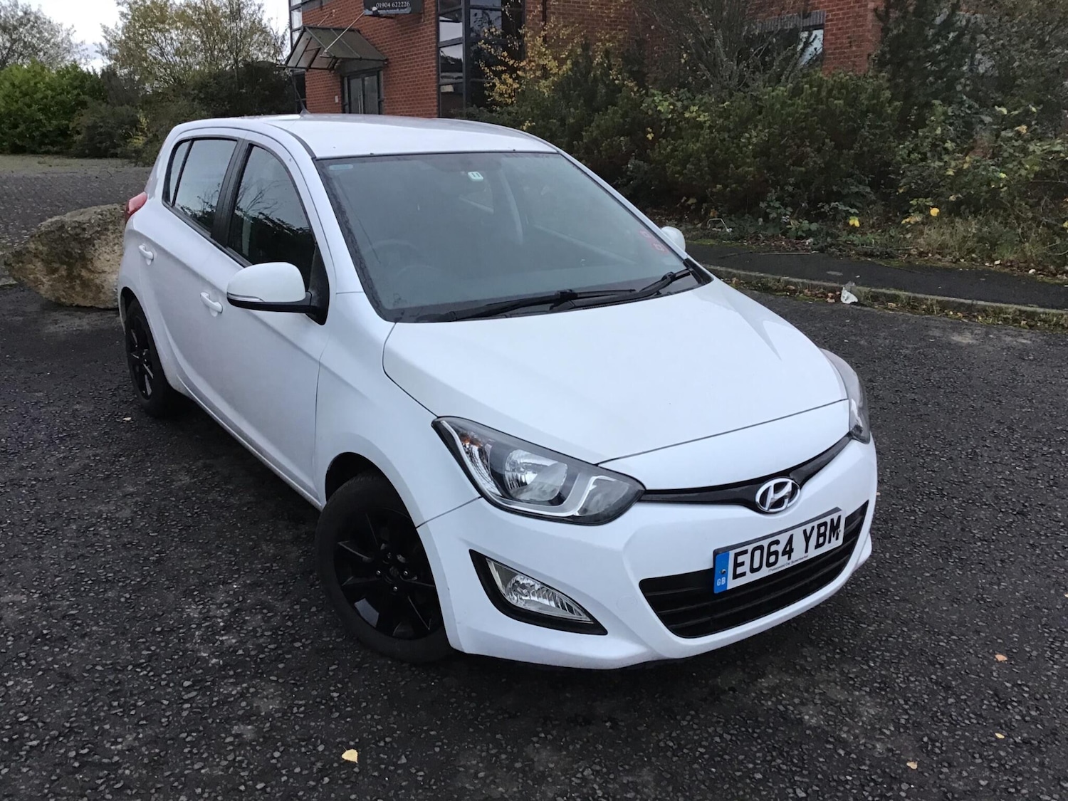 Used Hyundai i20 2014 for sale - 76573017: Photo 2
