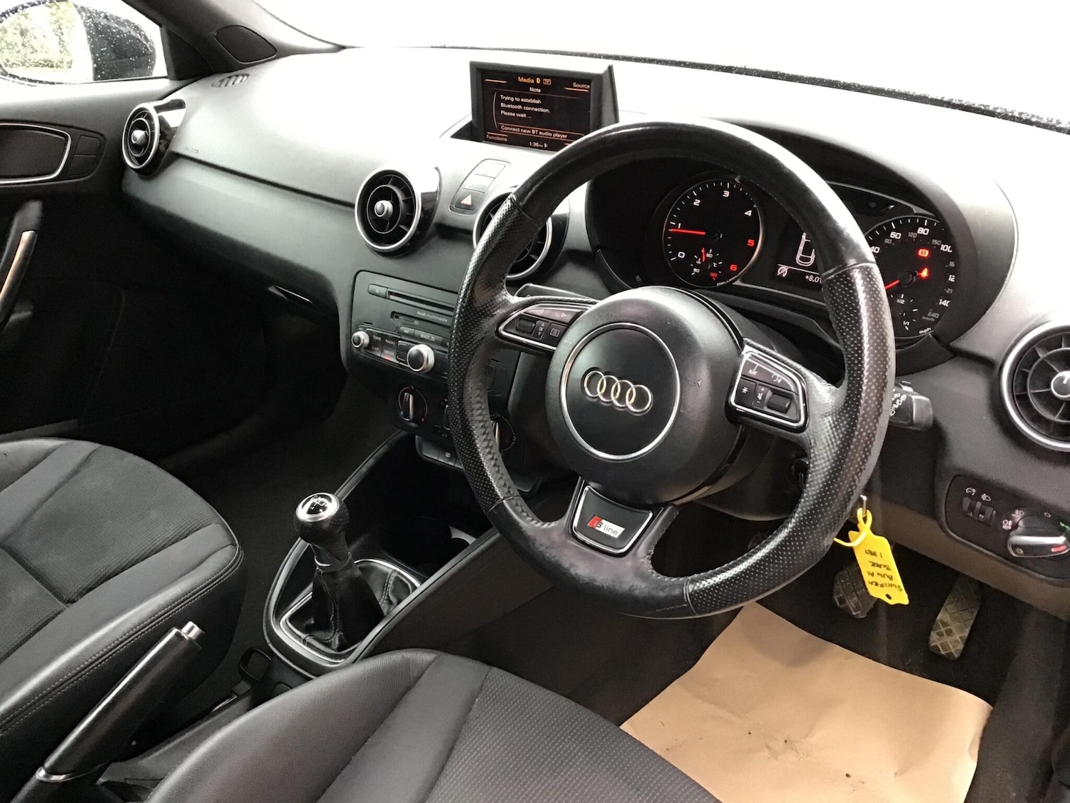 Used Audi A1 2011 for sale - 76388572: Photo 3