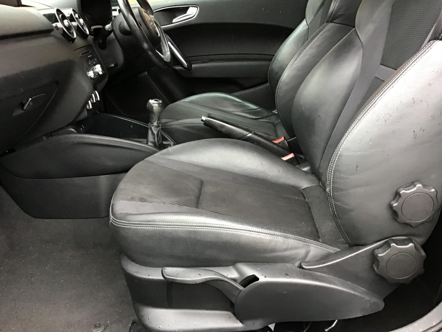 Used Audi A1 2011 for sale - 76388572: Photo 64