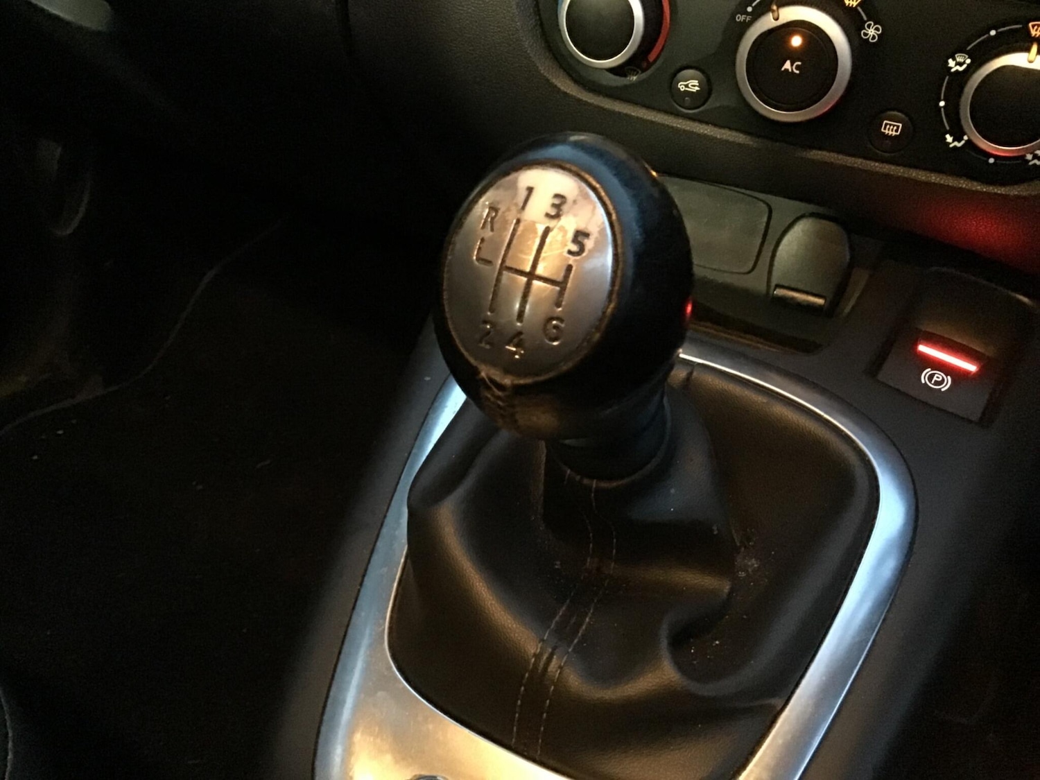 Used Renault Grand Scenic 2013 for sale - 76996005: Photo 48