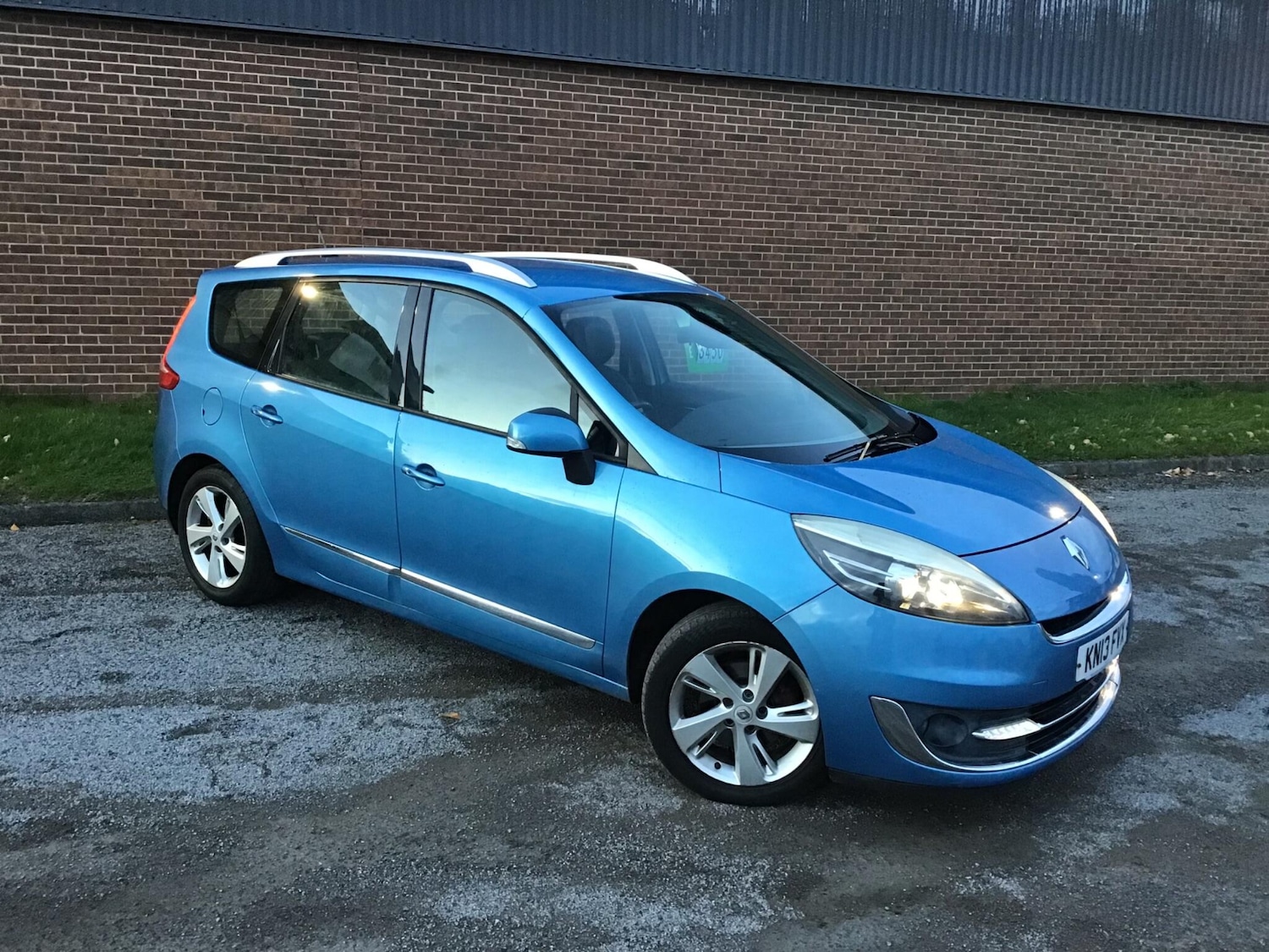 Used Renault Grand Scenic 2013 for sale - 76996005: Photo 6