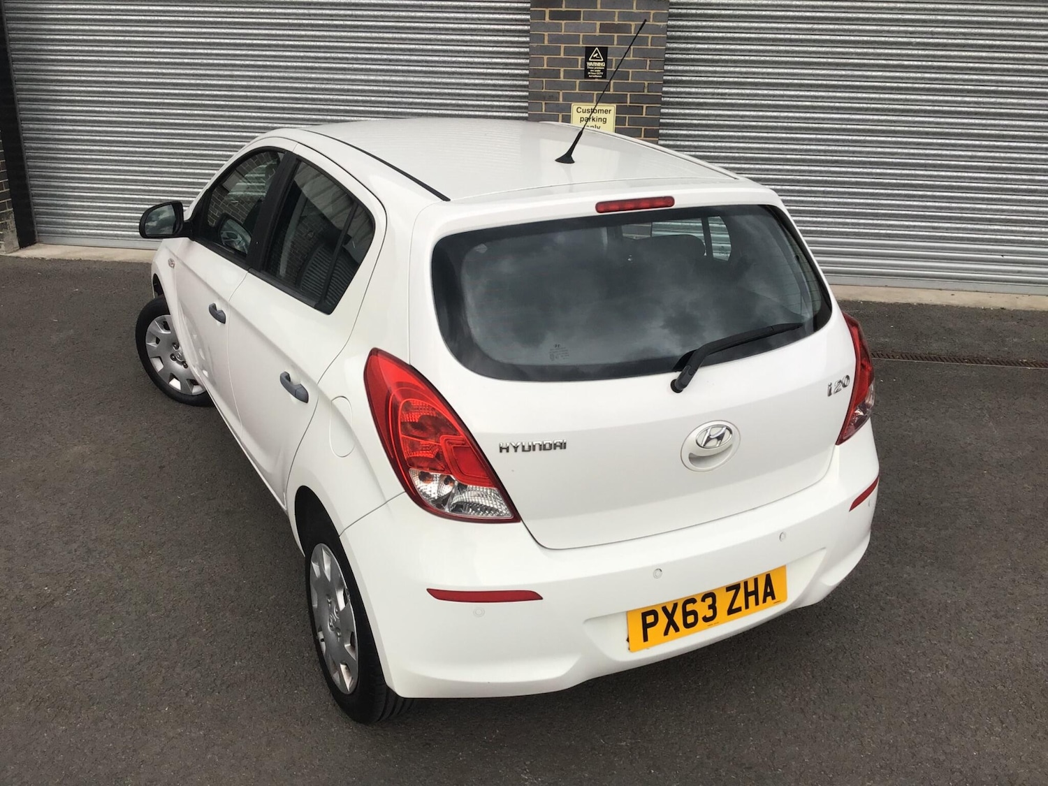 Vehicle 21