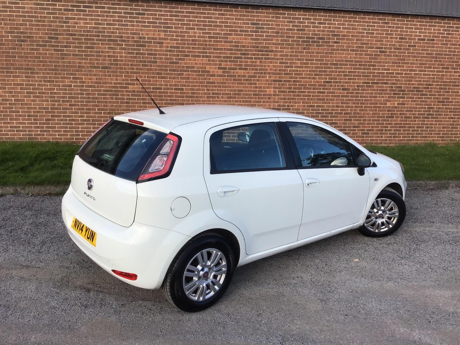 Used Fiat Punto 2014 for sale - 76446805: Photo 20