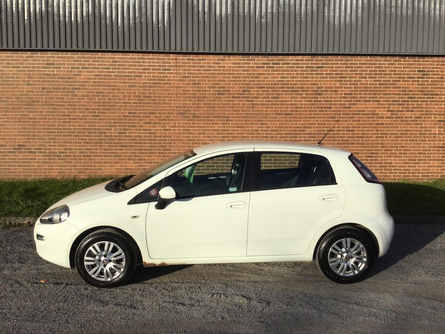 Used Fiat Punto 2014 for sale - 76446805: Photo 37