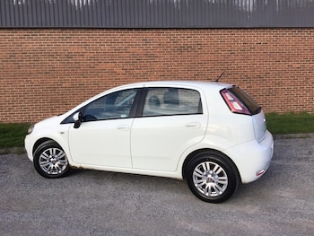 Used Fiat Punto 2014 for sale - 76446805: Photo