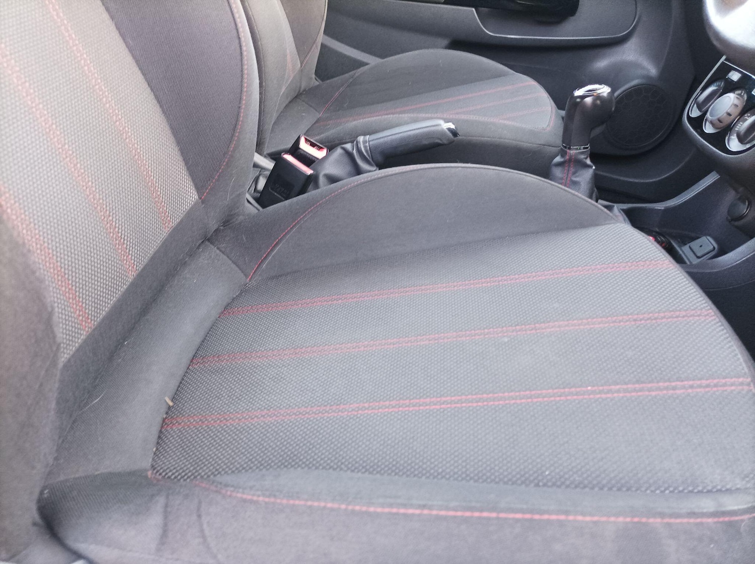 Used Vauxhall Corsa 2012 for sale - 76084935: Photo 31