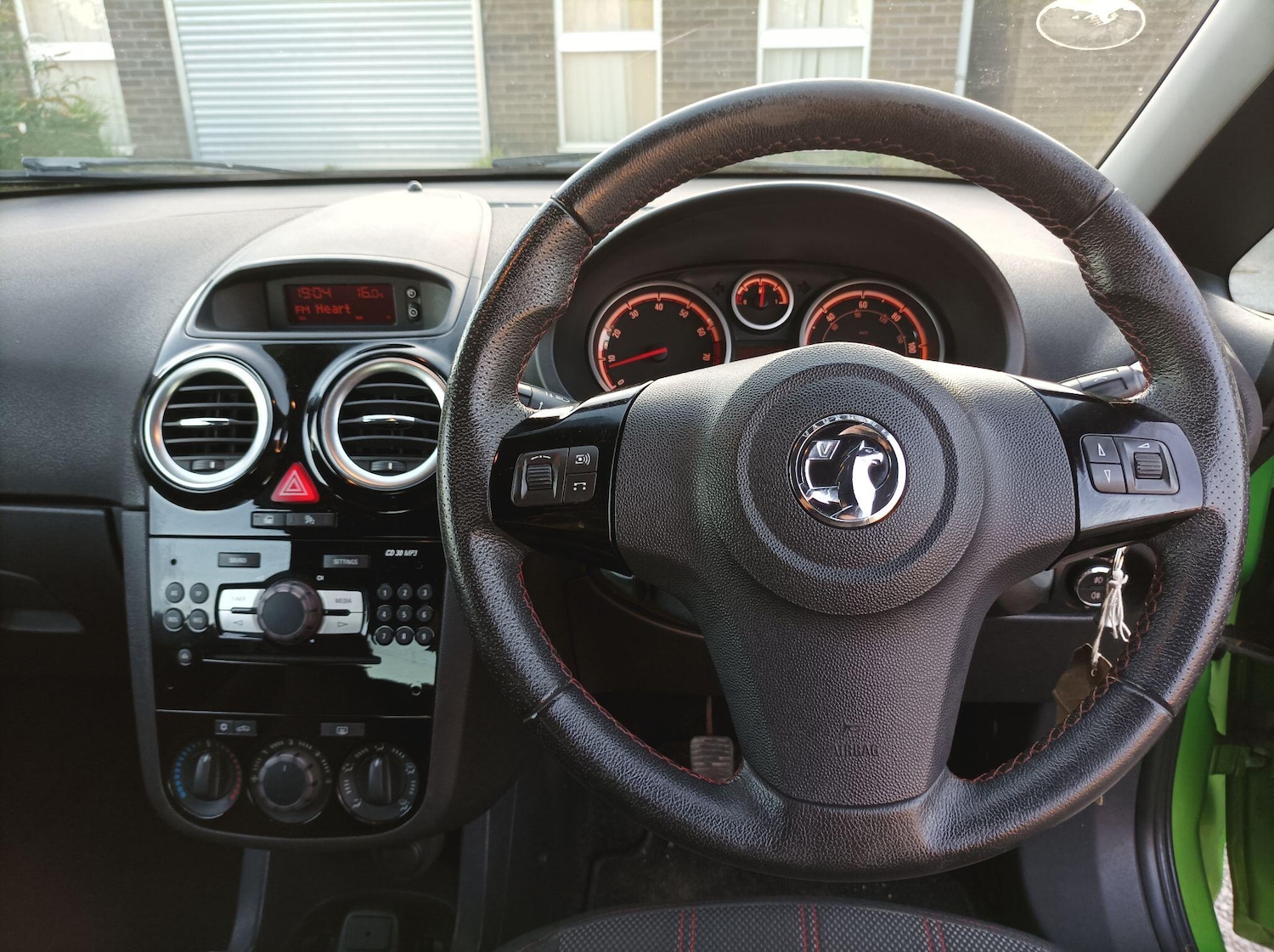 Used Vauxhall Corsa 2012 for sale - 76084935: Photo 44