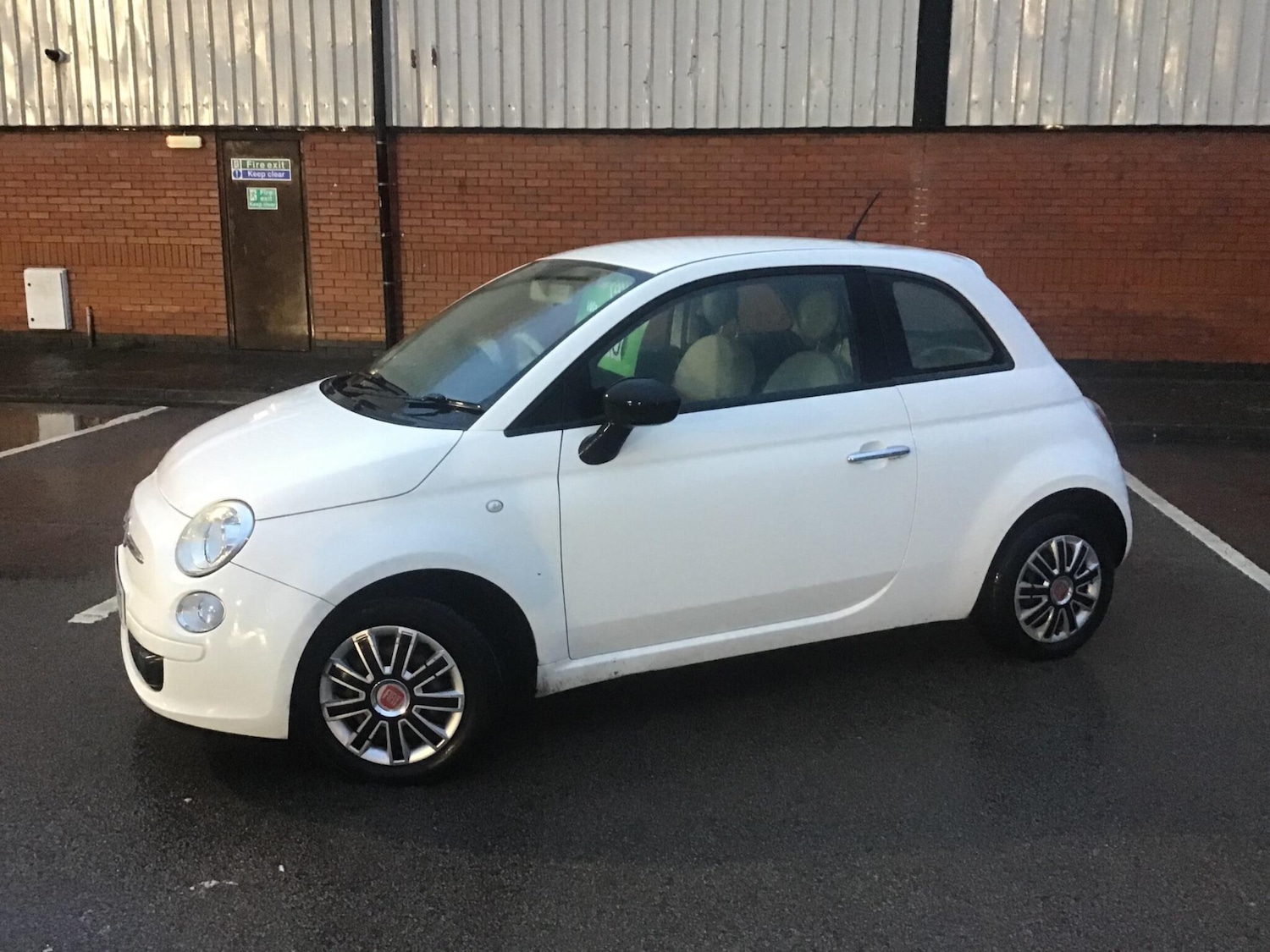 Used Fiat 500 2011 for sale - 76849923: Photo 5