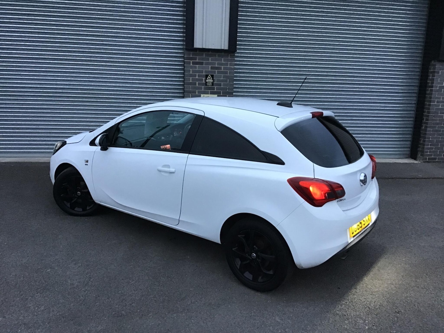 Used Vauxhall Corsa 2015 for sale - 76166740: Photo 4