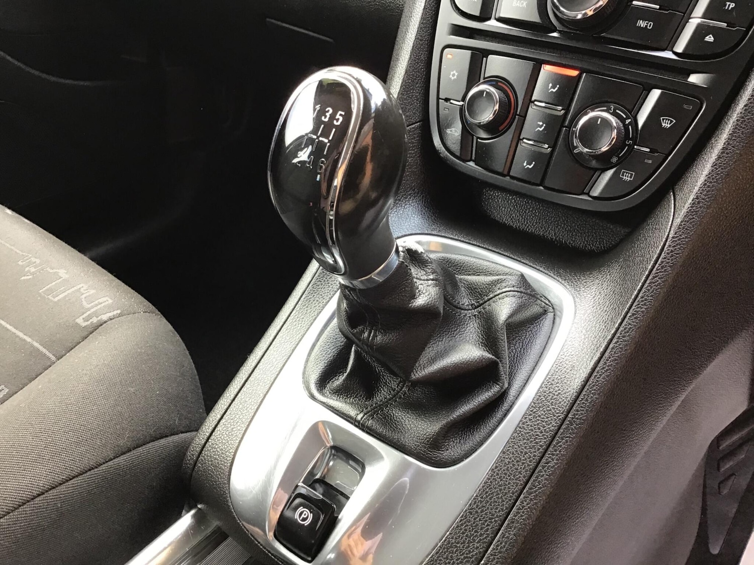 Used Vauxhall Meriva 2011 for sale - 76484286: Photo 66