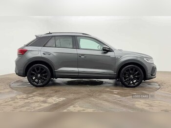 Used Volkswagen T-Roc 2023 for sale - 78276900: Photo