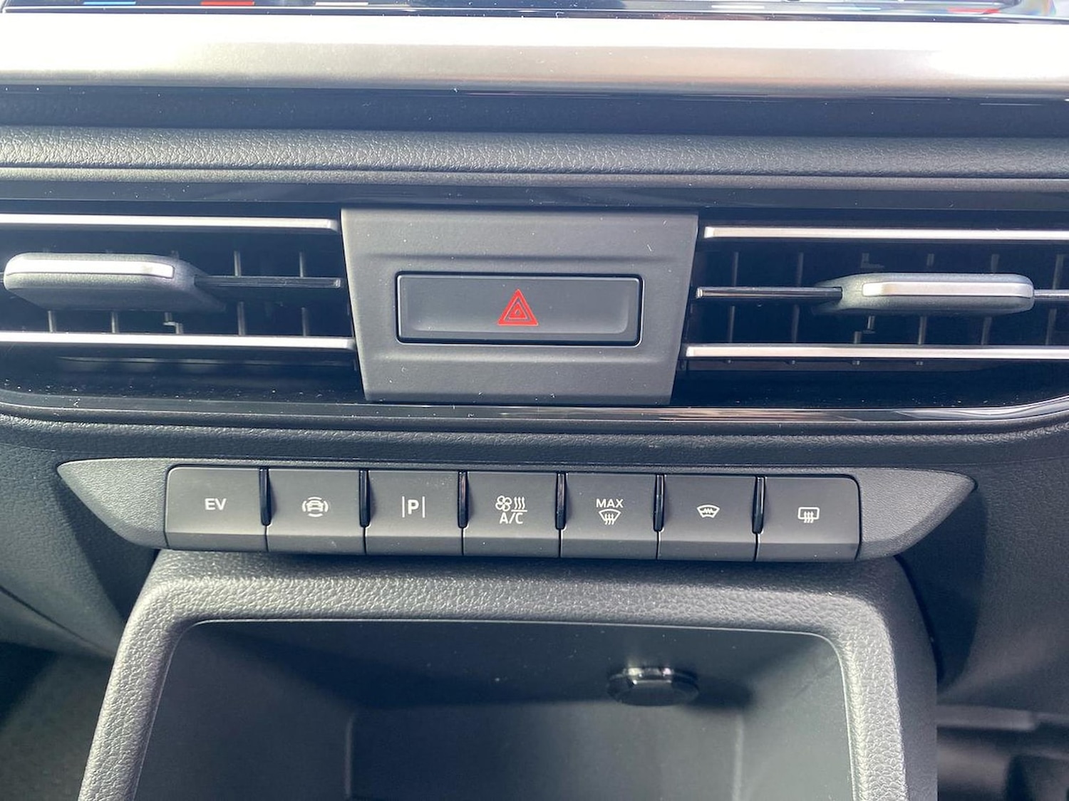 Used Ford Transit Connect 2025 for sale - 76335198: Photo 13